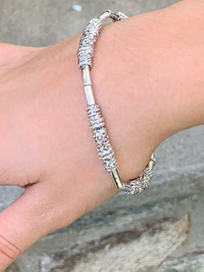 Silver fashion bracelet